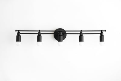 VANITY LIGHT MODEL NO. 3933