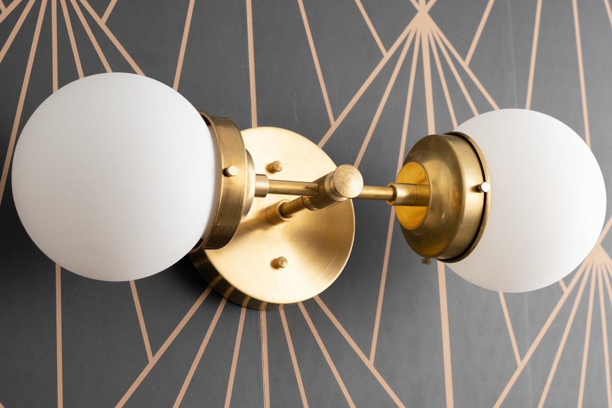 VANITY LIGHT MODEL NO. 2599