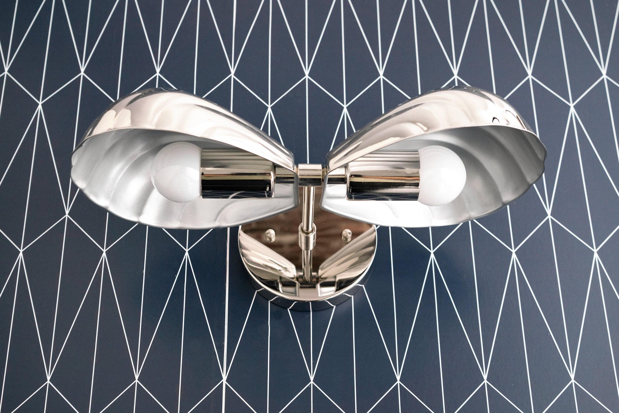 VANITY LIGHT MODEL NO. 0212