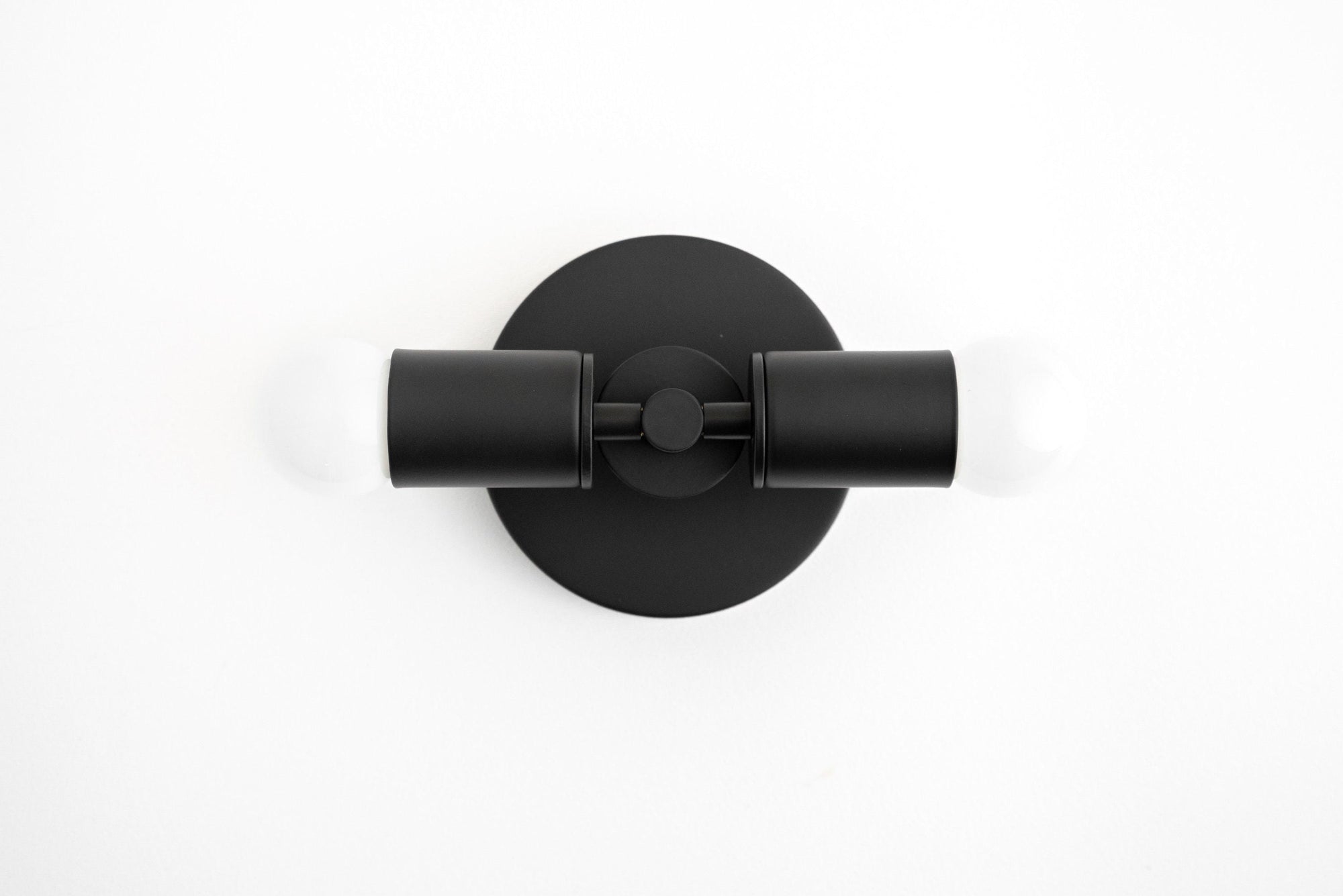 VANITY LIGHT MODEL NO. 2621