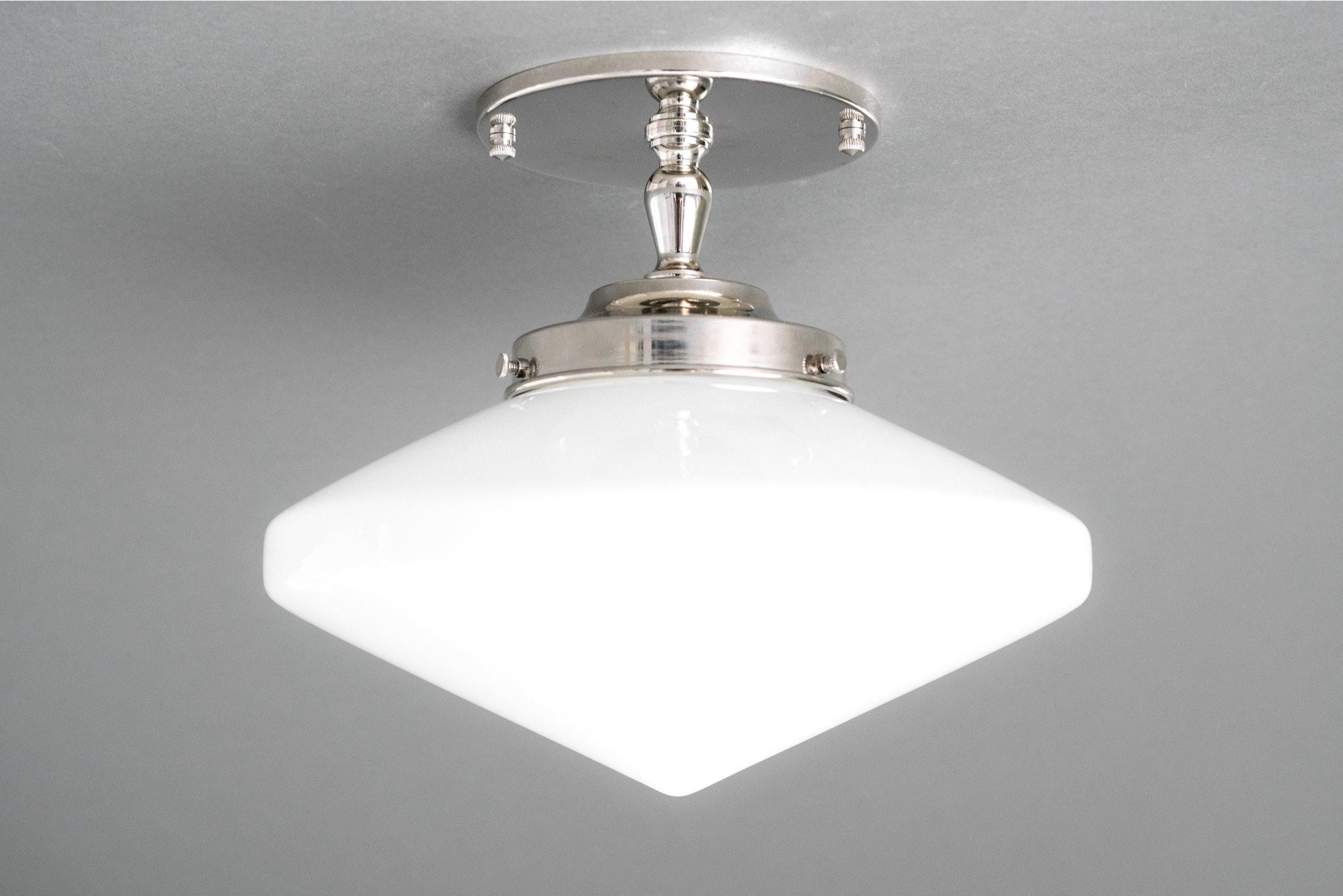 CEILING LIGHT MODEL NO. 0041