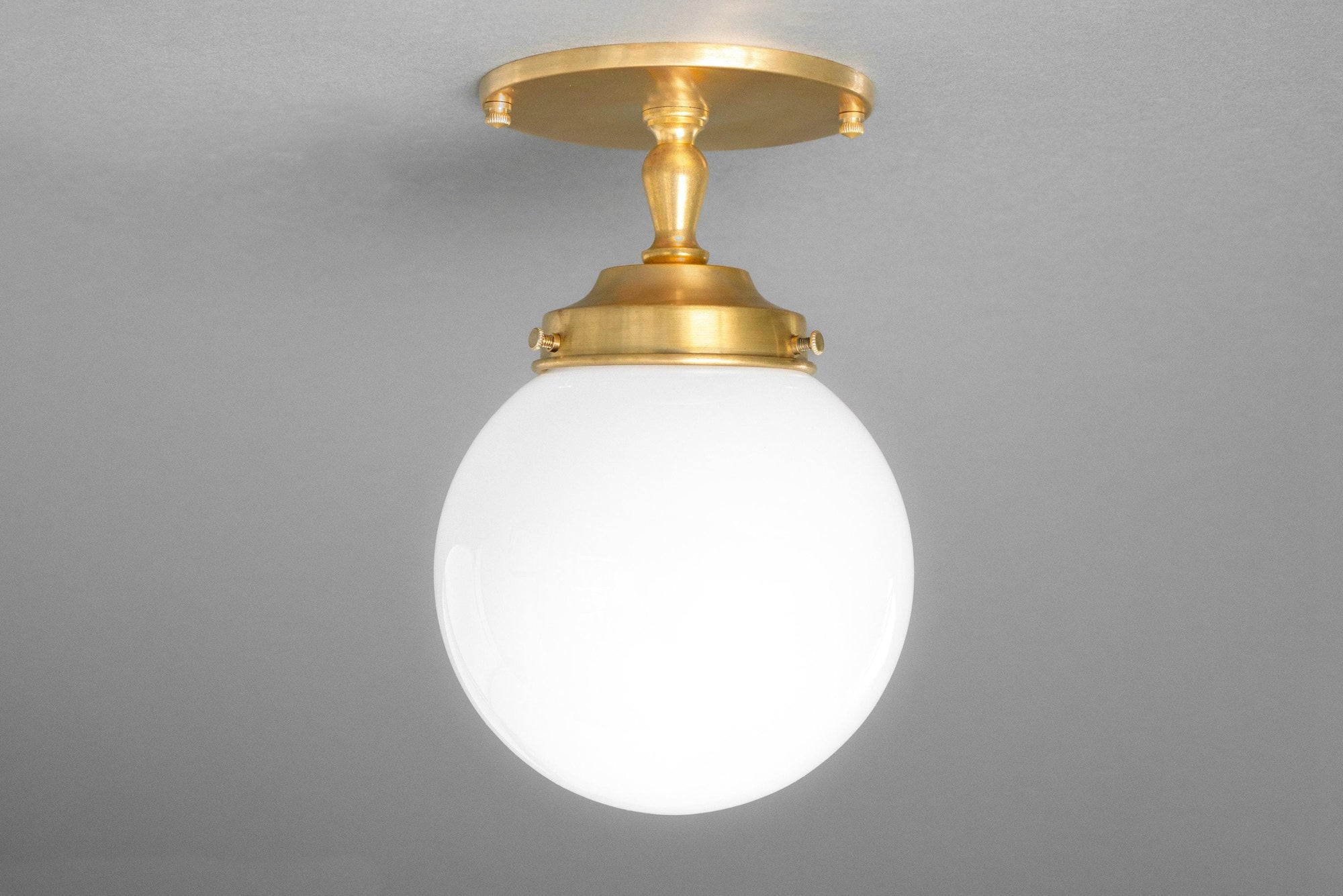 CEILING LIGHT MODEL NO. 3937