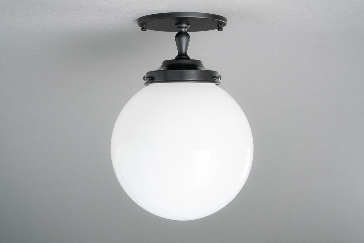 CEILING LIGHT MODEL NO. 0628