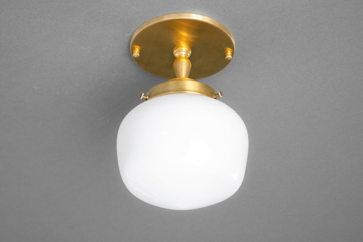 CEILING LIGHT MODEL NO. 0960