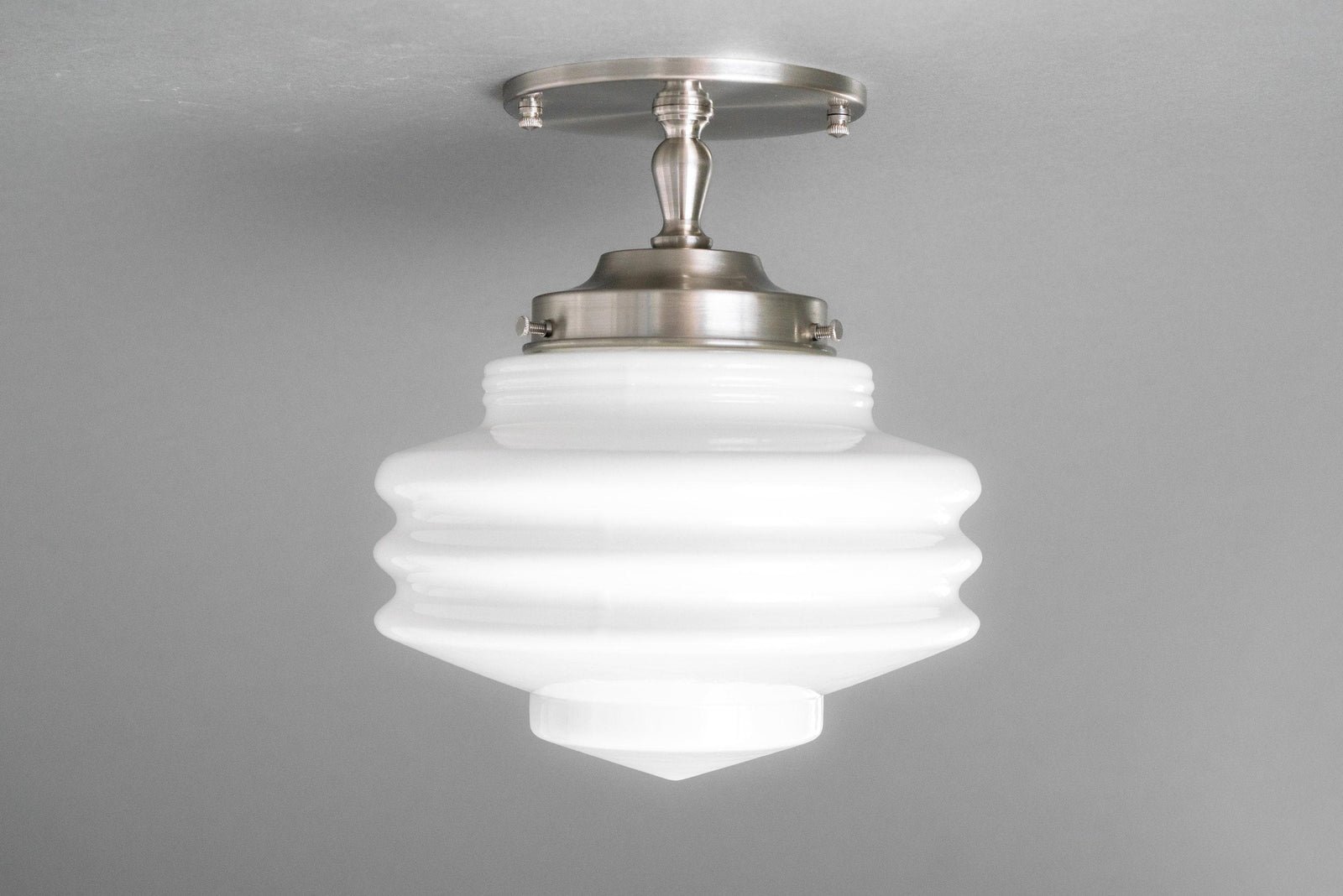 CEILING LIGHT MODEL NO. 0520