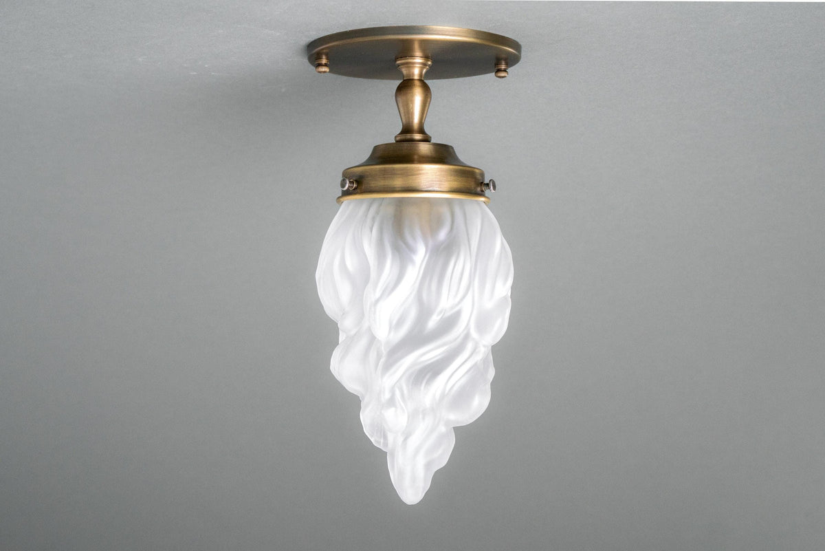 CEILING LIGHT MODEL NO. 6131