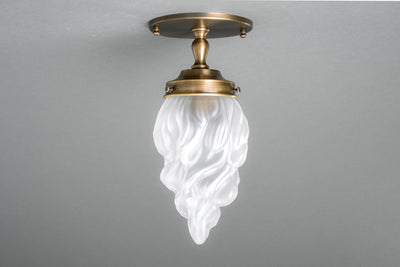 CEILING LIGHT MODEL NO. 6131