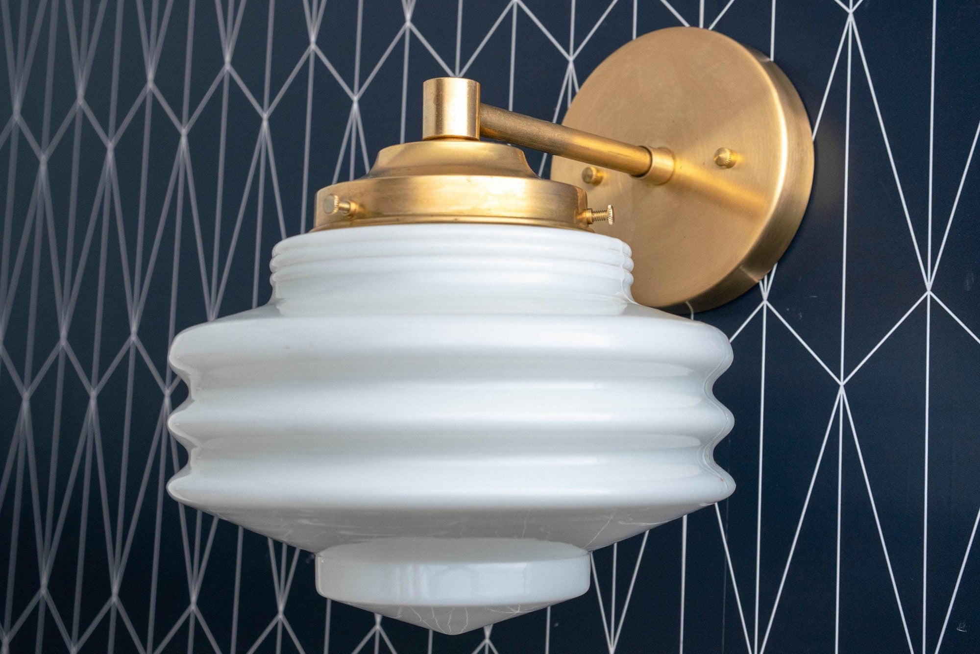 SCONCE MODEL NO. 1050