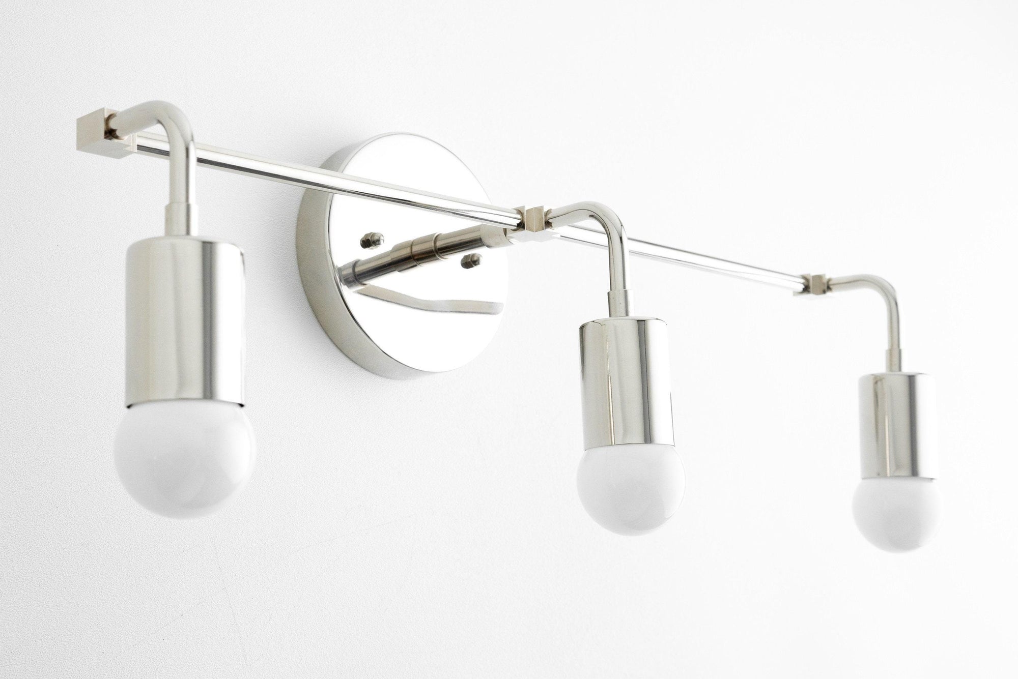 VANITY LIGHT MODEL NO. 6866