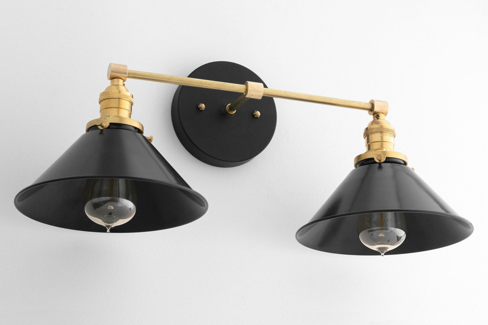 VANITY LIGHT MODEL NO. 9468