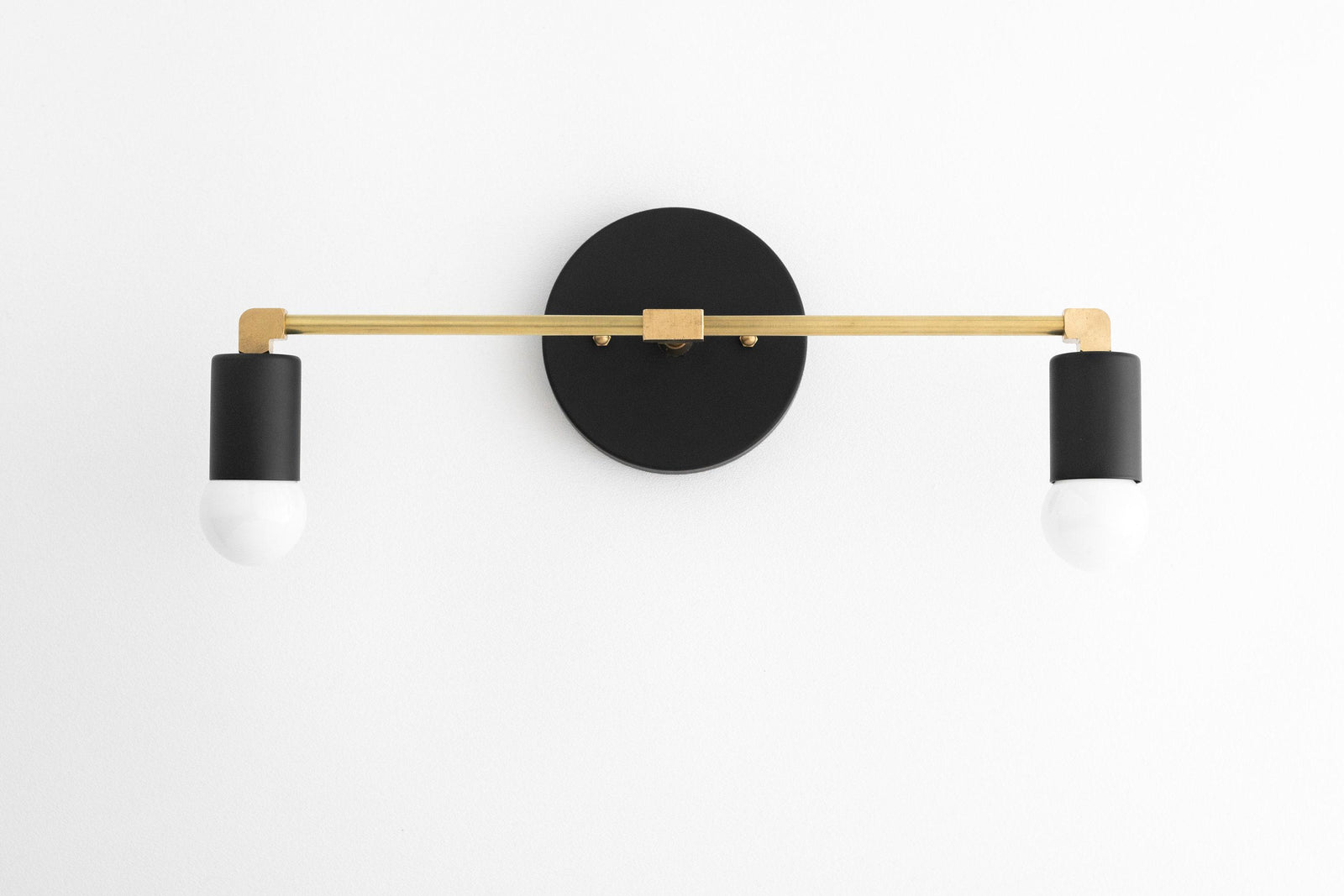 VANITY LIGHT MODEL NO. 8412