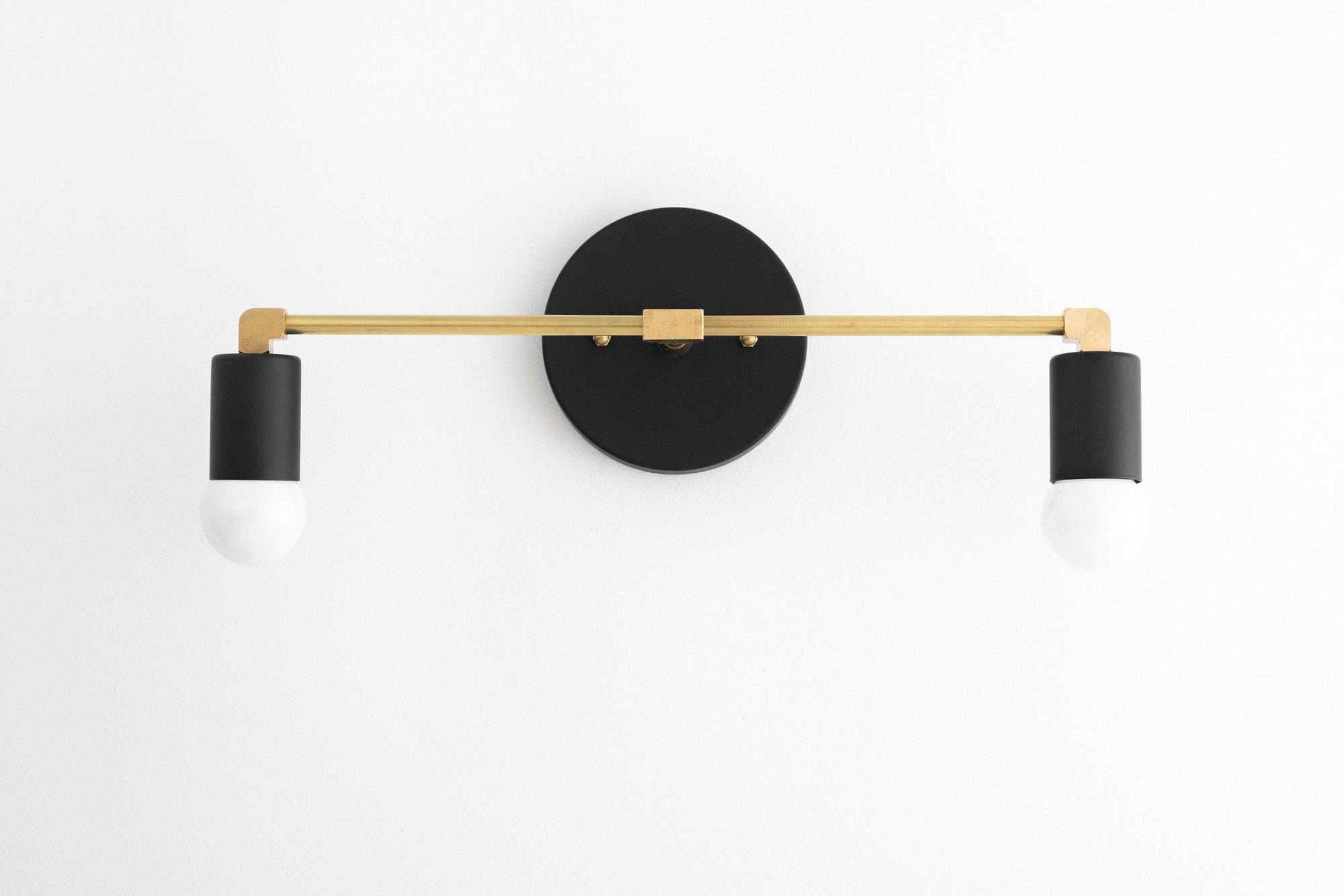 VANITY LIGHT MODEL NO. 8412