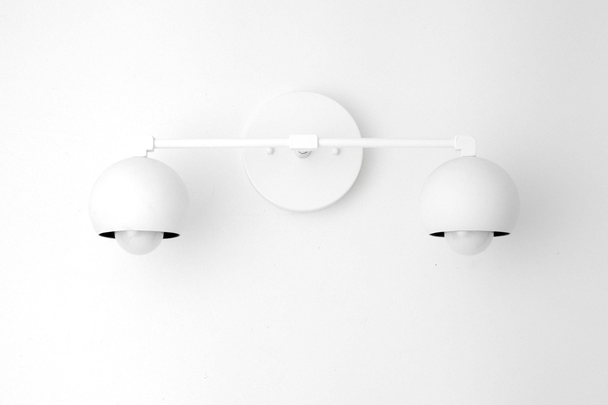 VANITY LIGHT MODEL NO. 5469