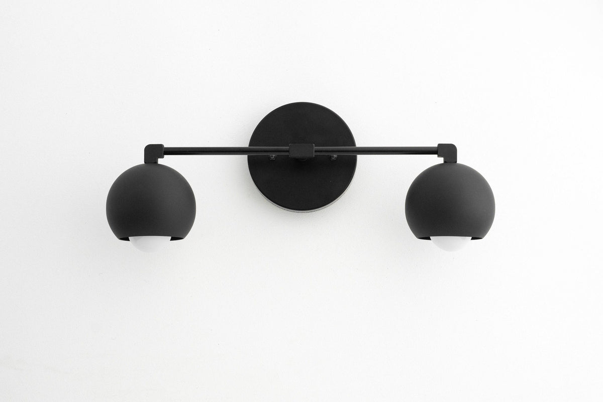 VANITY LIGHT MODEL NO. 5469