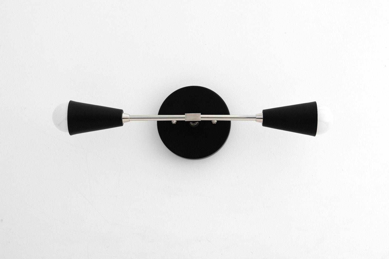 VANITY LIGHT MODEL NO. 3209