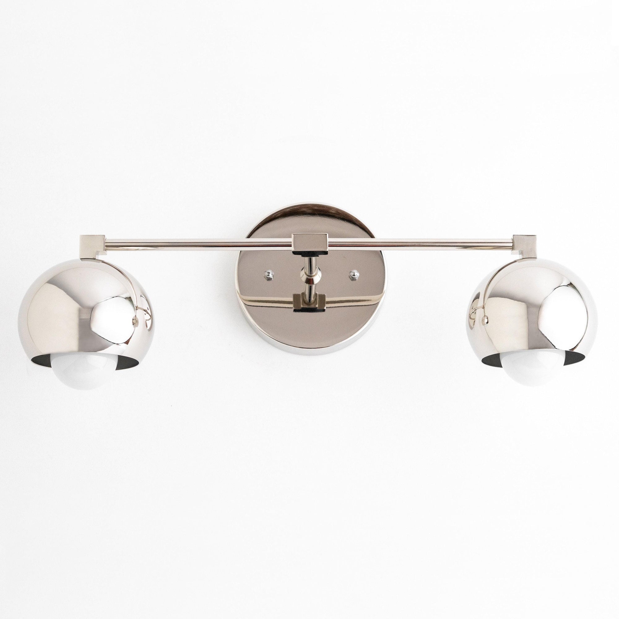 VANITY LIGHT MODEL NO. 5469