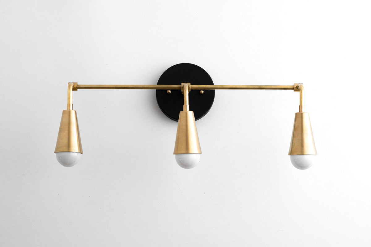 VANITY LIGHT MODEL NO. 3970