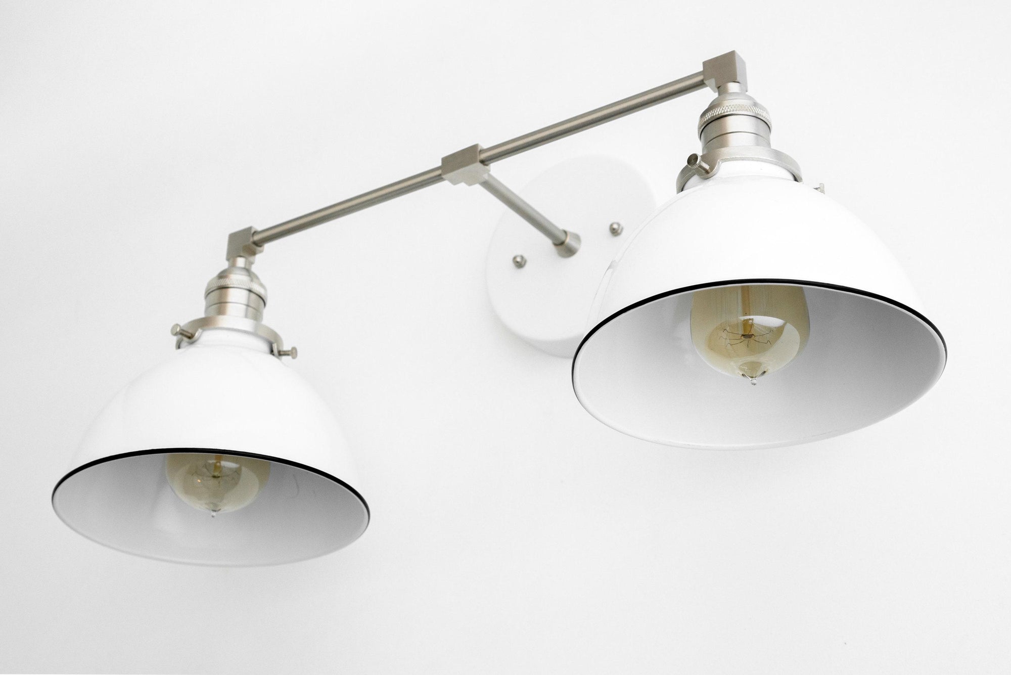 VANITY LIGHT MODEL NO. 9091