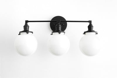 VANITY LIGHT MODEL NO. 4111