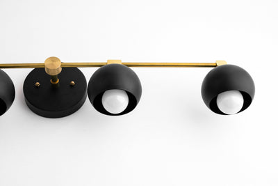 VANITY LIGHT MODEL NO. 0190