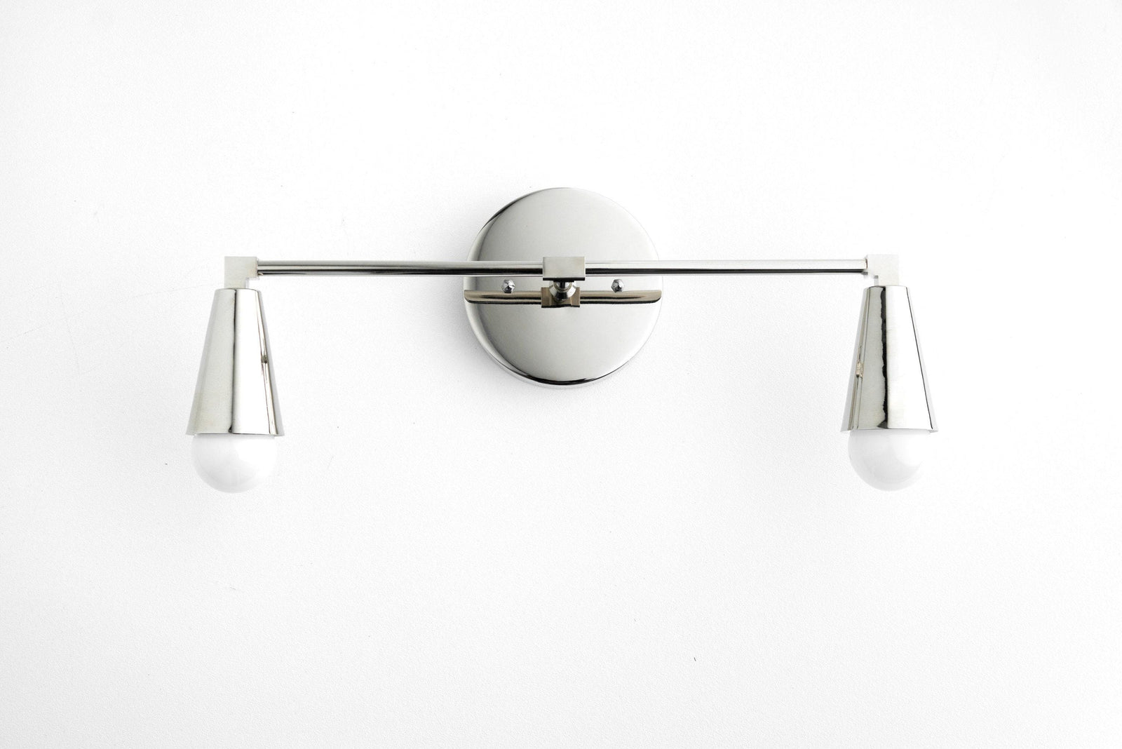 VANITY LIGHT MODEL NO. 1298