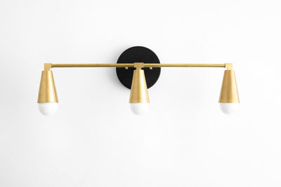 VANITY LIGHT MODEL NO. 9945