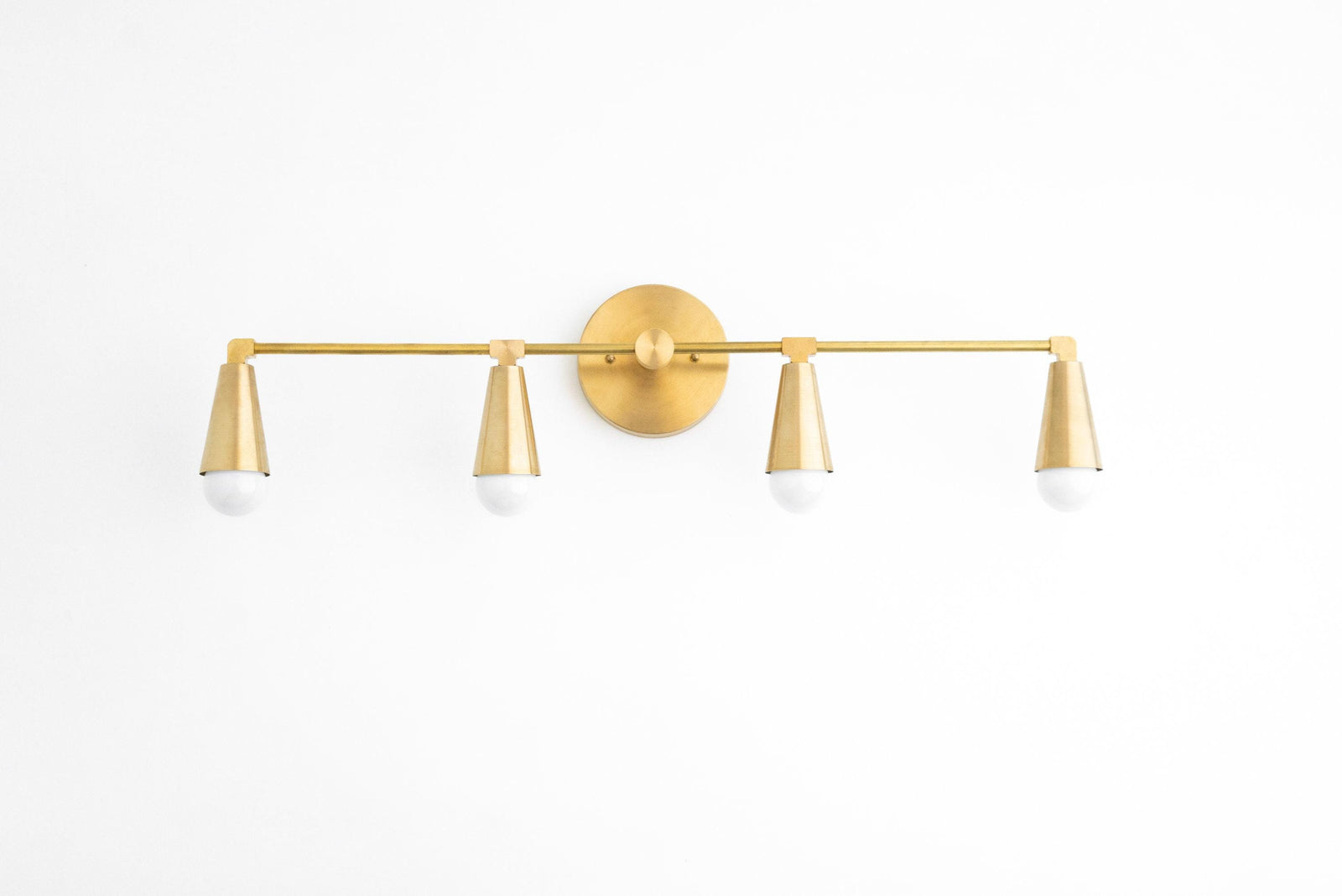 VANITY LIGHT MODEL NO. 5773