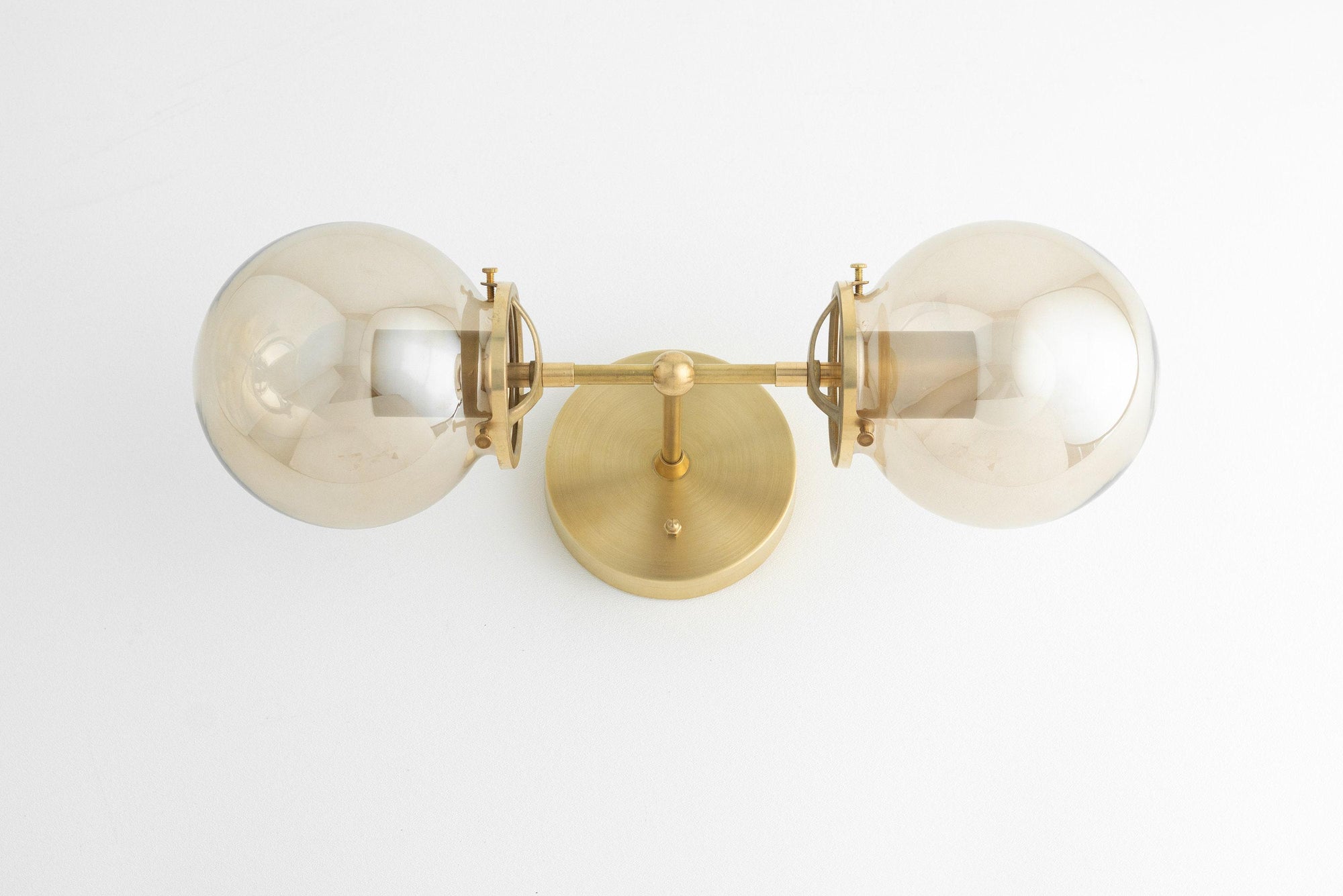 VANITY LIGHT MODEL NO. 8983