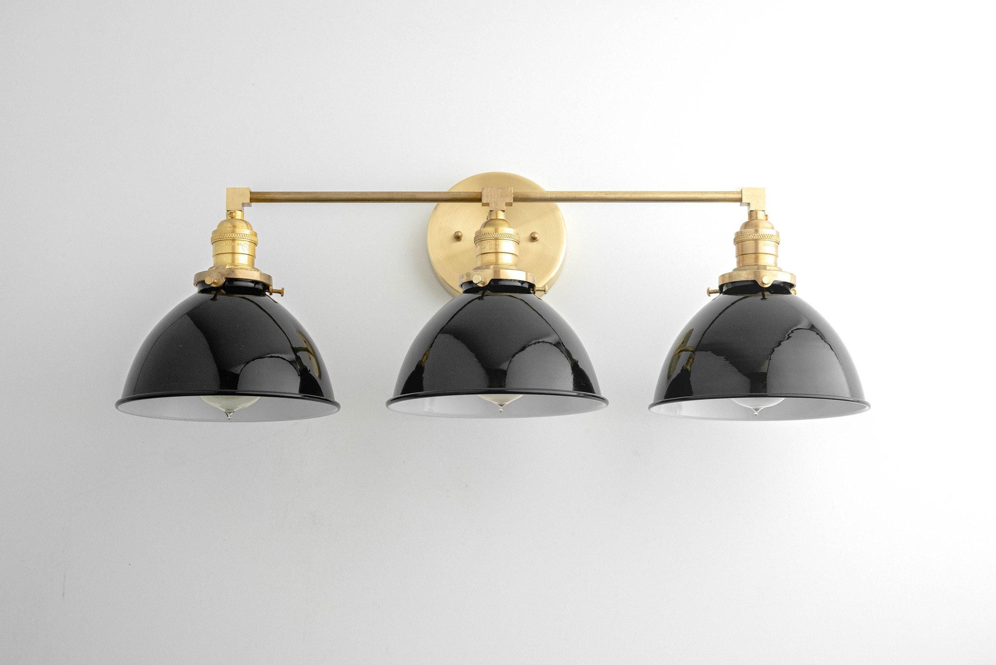 VANITY LIGHT MODEL NO. 6225