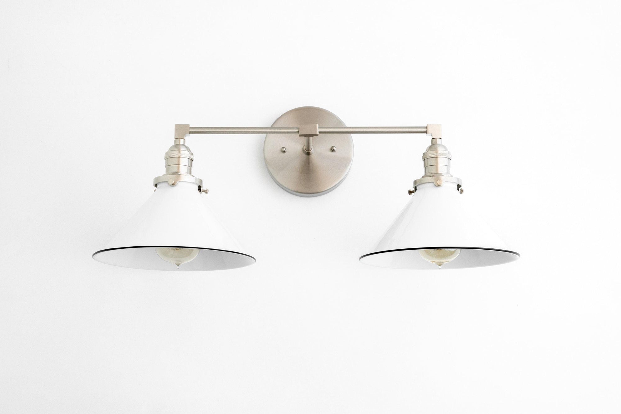 VANITY LIGHT MODEL NO. 6031