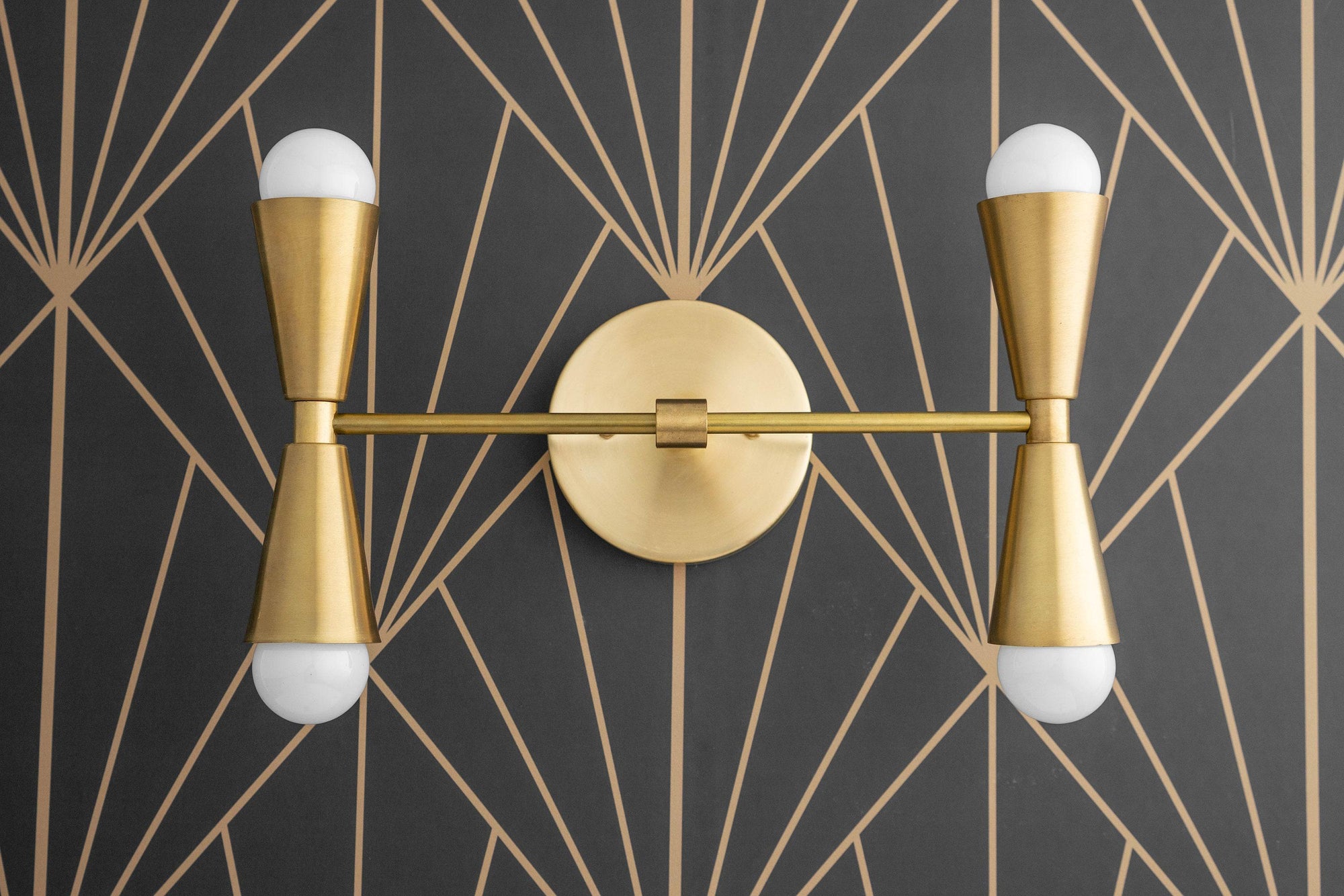 VANITY LIGHT MODEL NO. 7363