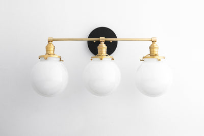 VANITY LIGHT MODEL NO. 4111