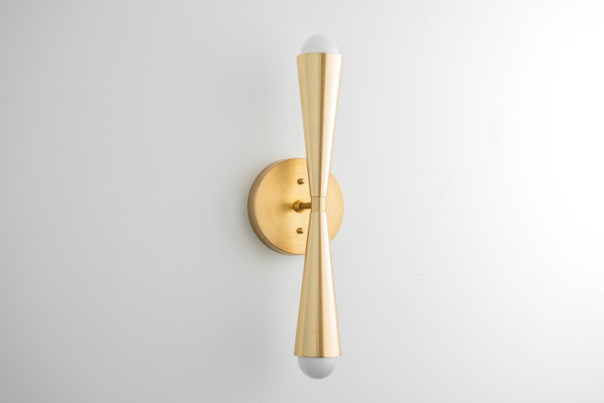 SCONCE MODEL NO. 8113
