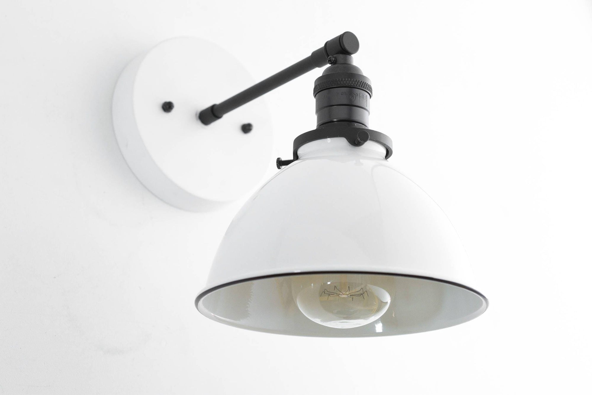 SCONCE MODEL NO. 7026