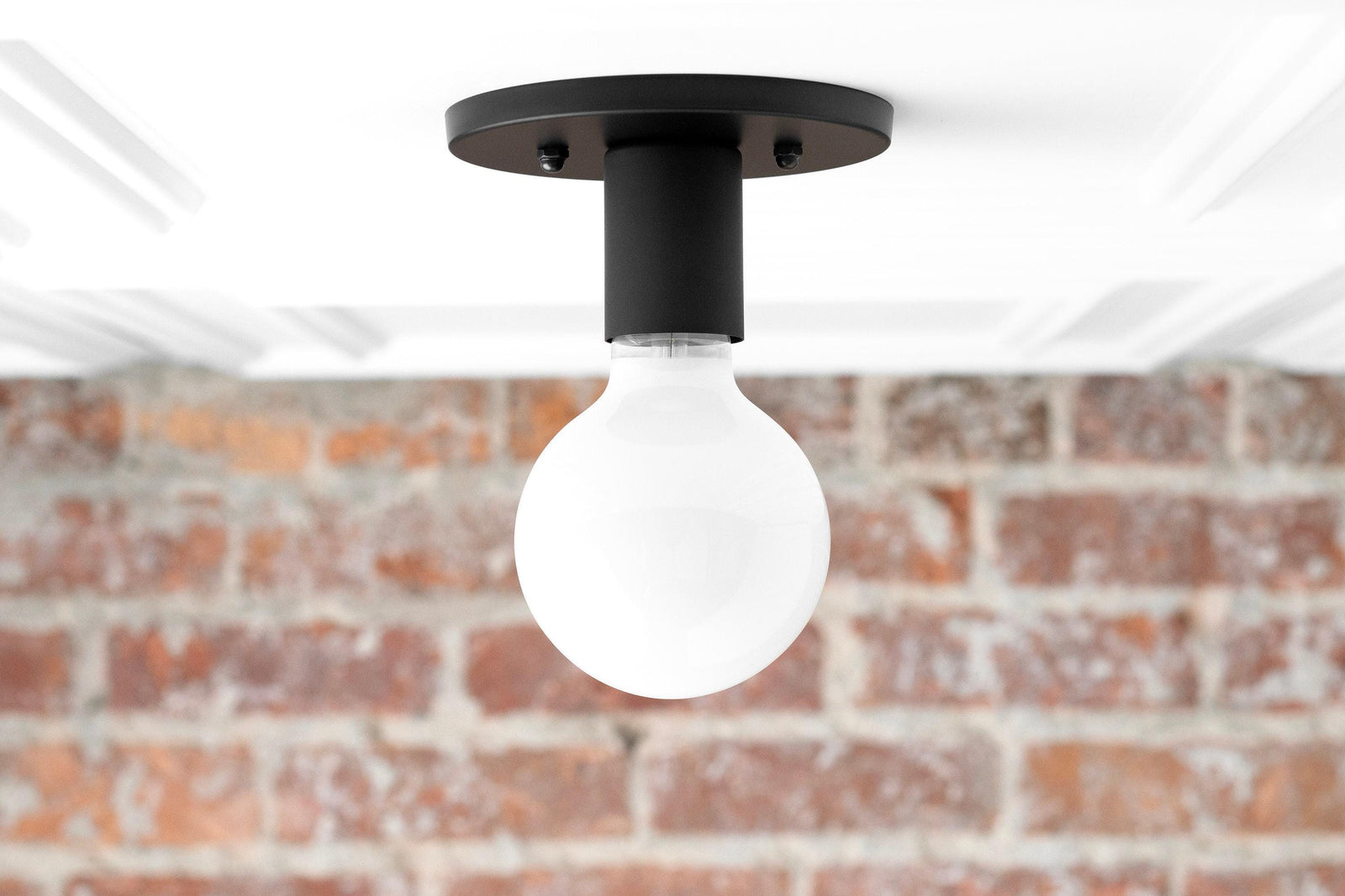 CEILING LIGHT MODEL NO. 2057
