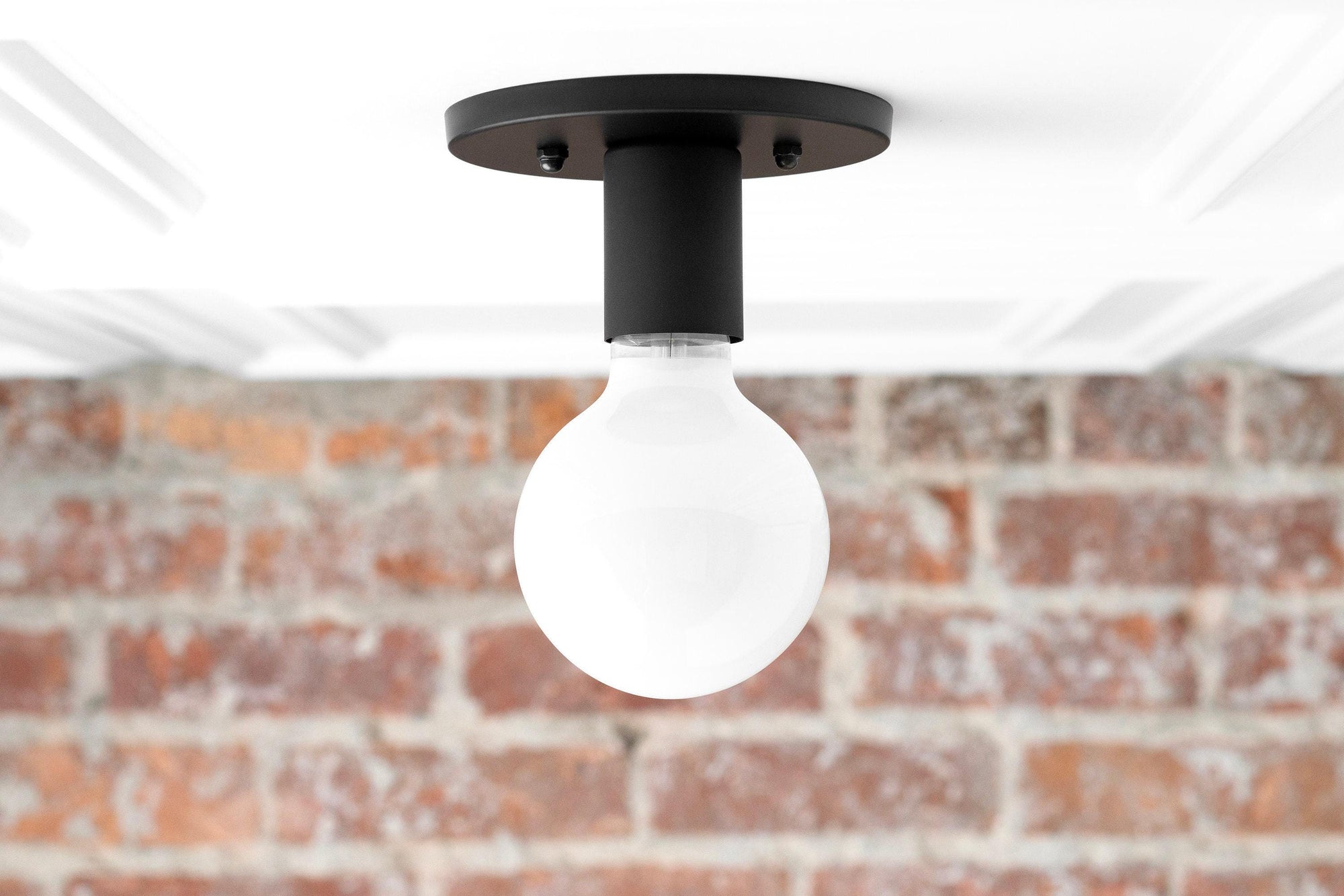 CEILING LIGHT MODEL NO. 2057