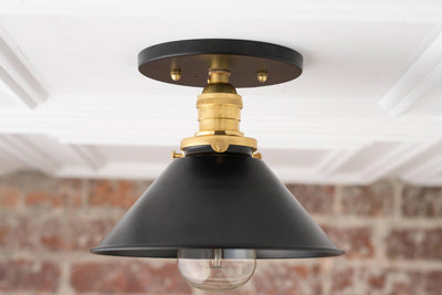 CEILING LIGHT MODEL NO. 7046