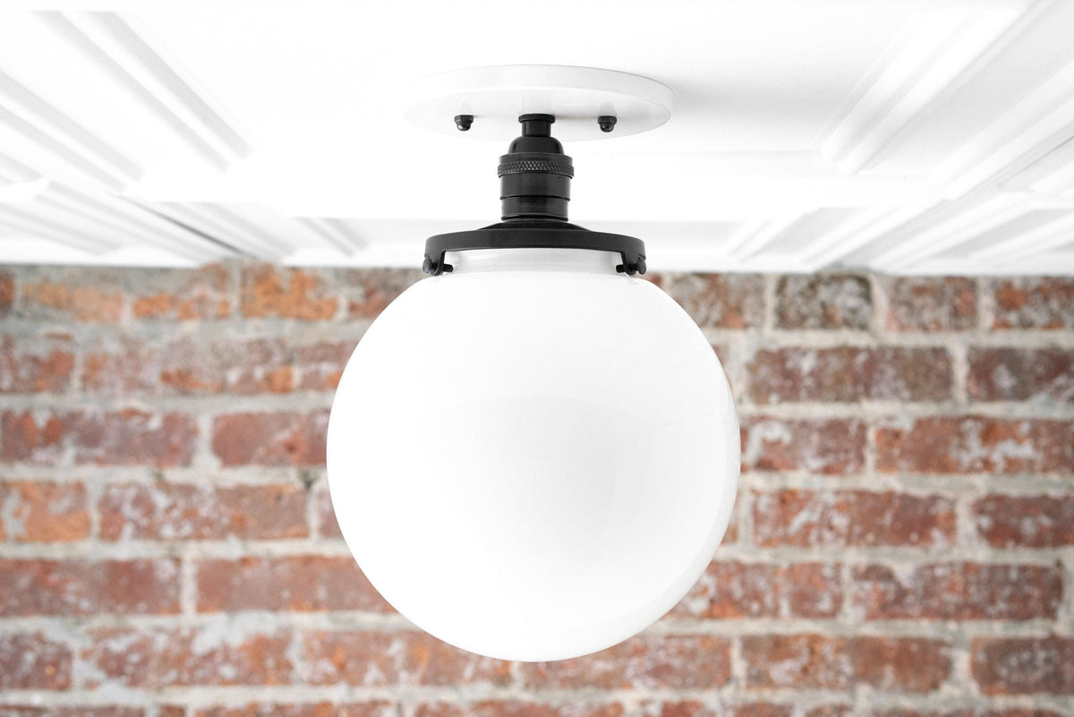 CEILING LIGHT MODEL NO. 1081