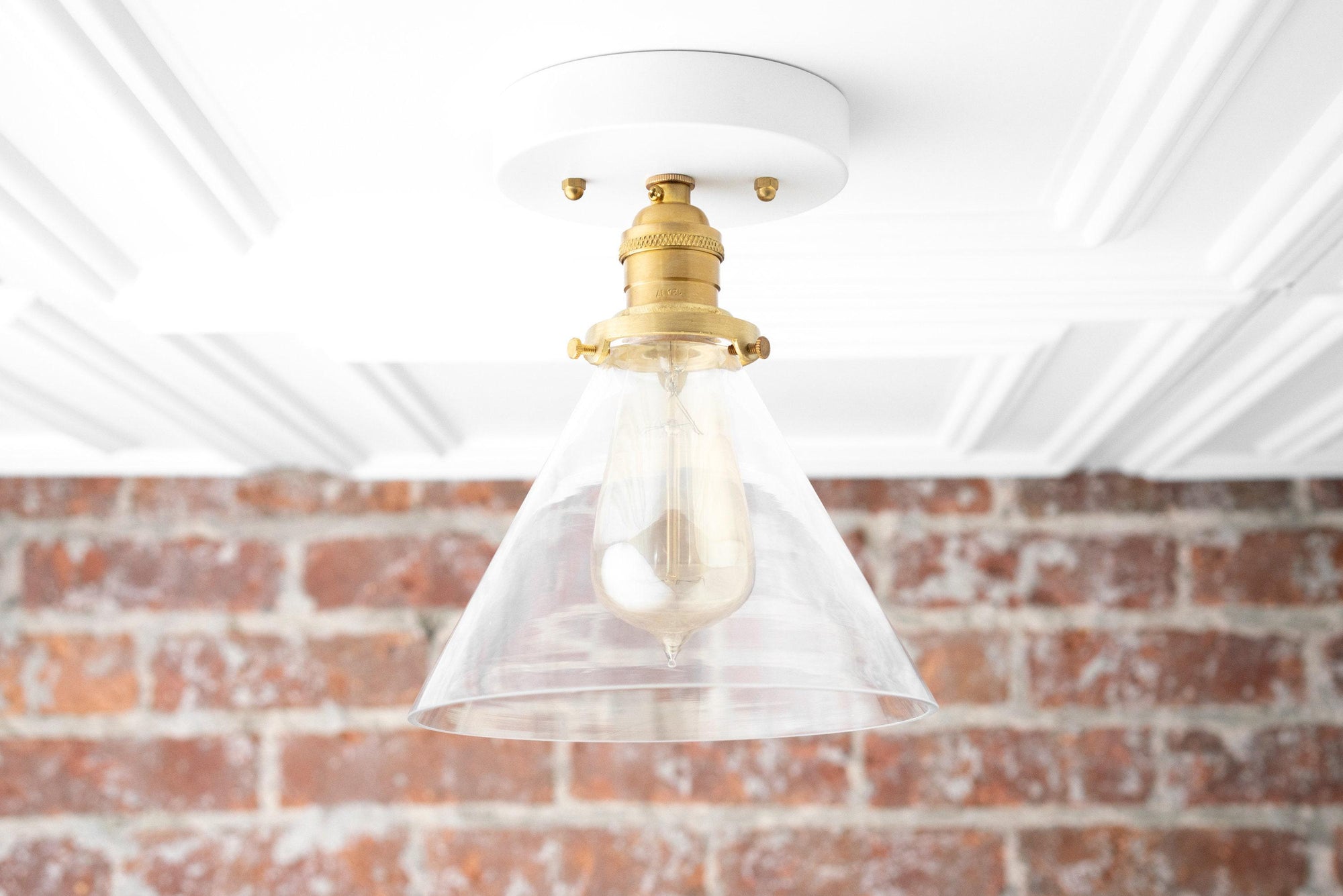 CEILING LIGHT MODEL NO. 4656