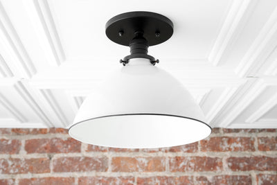 CEILING LIGHT MODEL NO. 8809