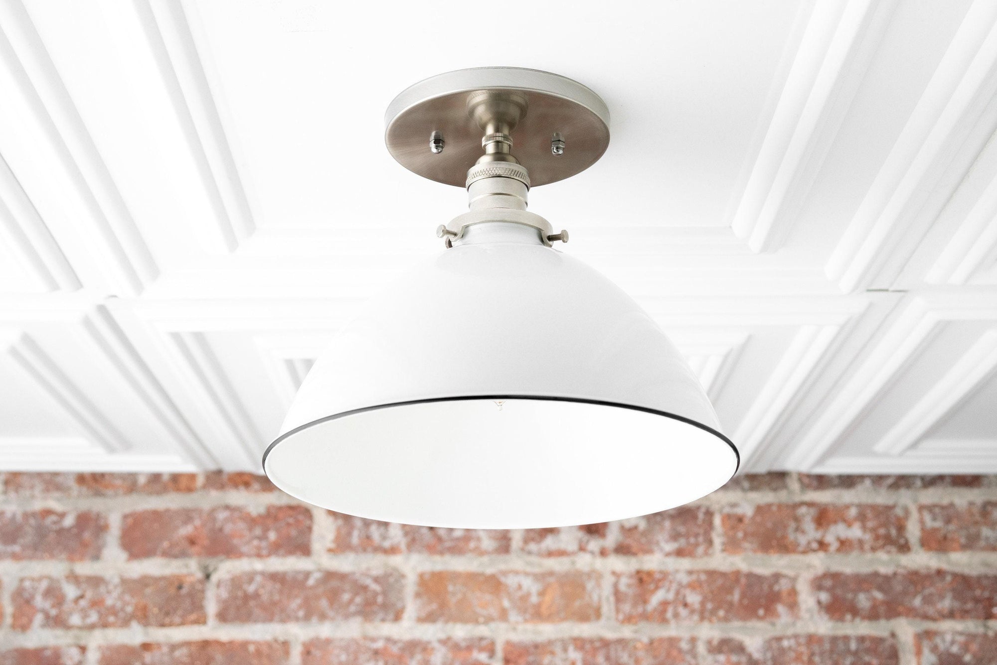 CEILING LIGHT MODEL NO. 8809