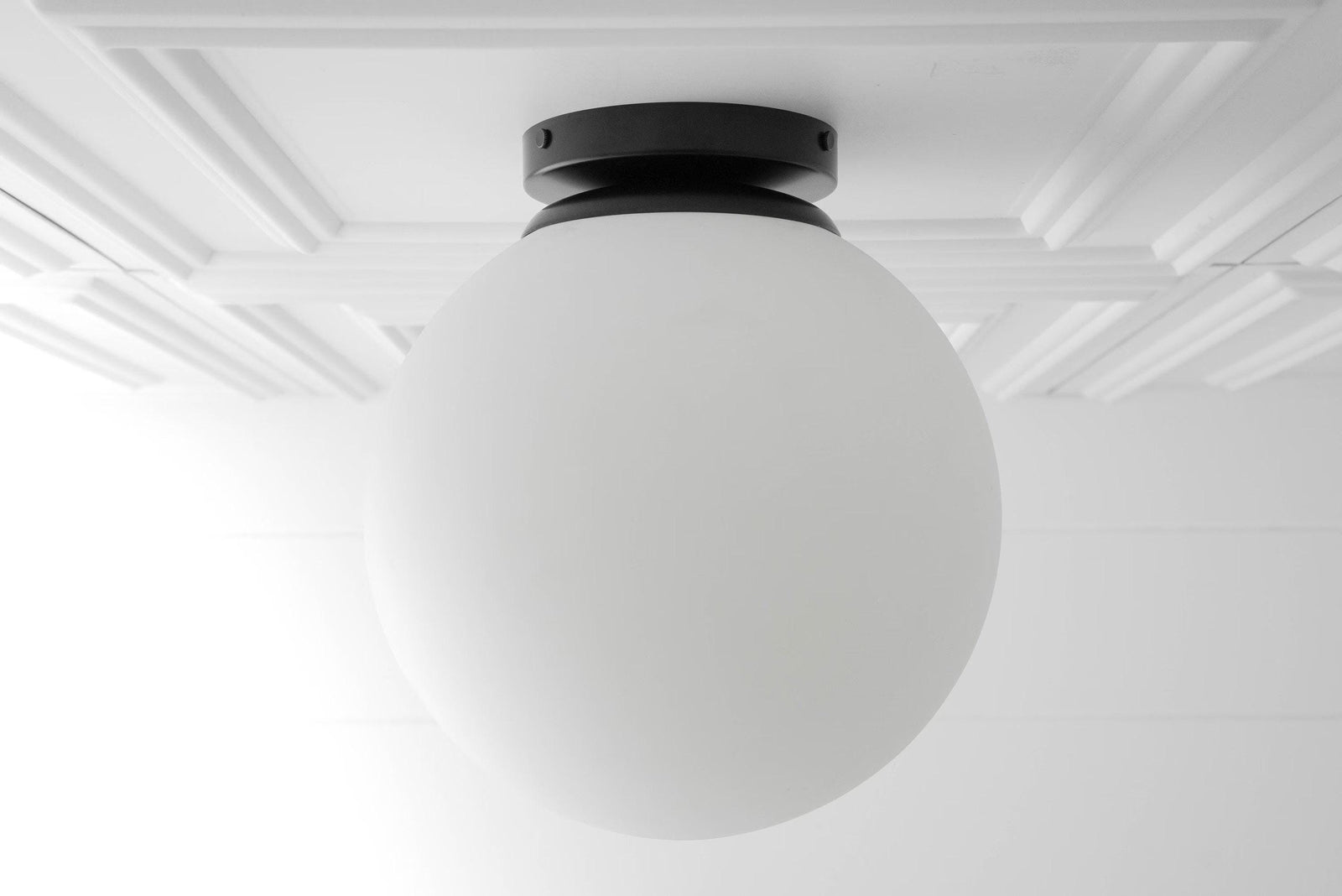 CEILING LIGHT MODEL NO. 2910