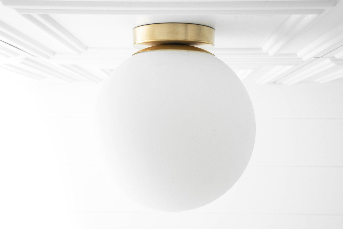 CEILING LIGHT MODEL NO. 2910