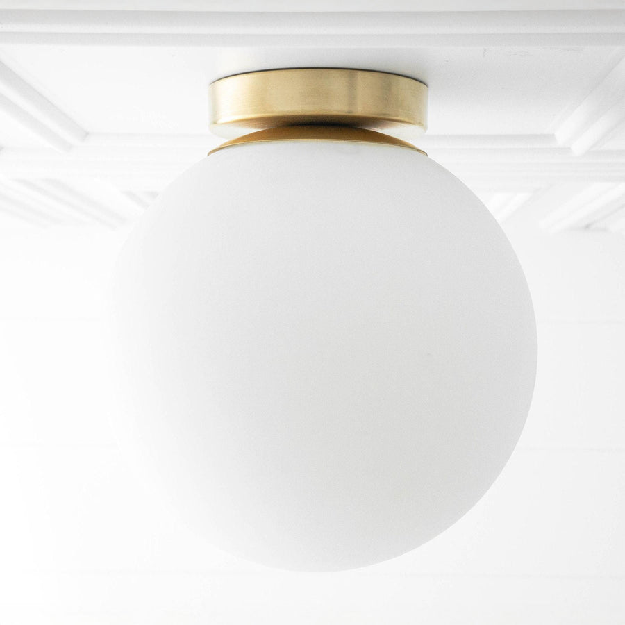 CEILING LIGHT MODEL NO. 2910