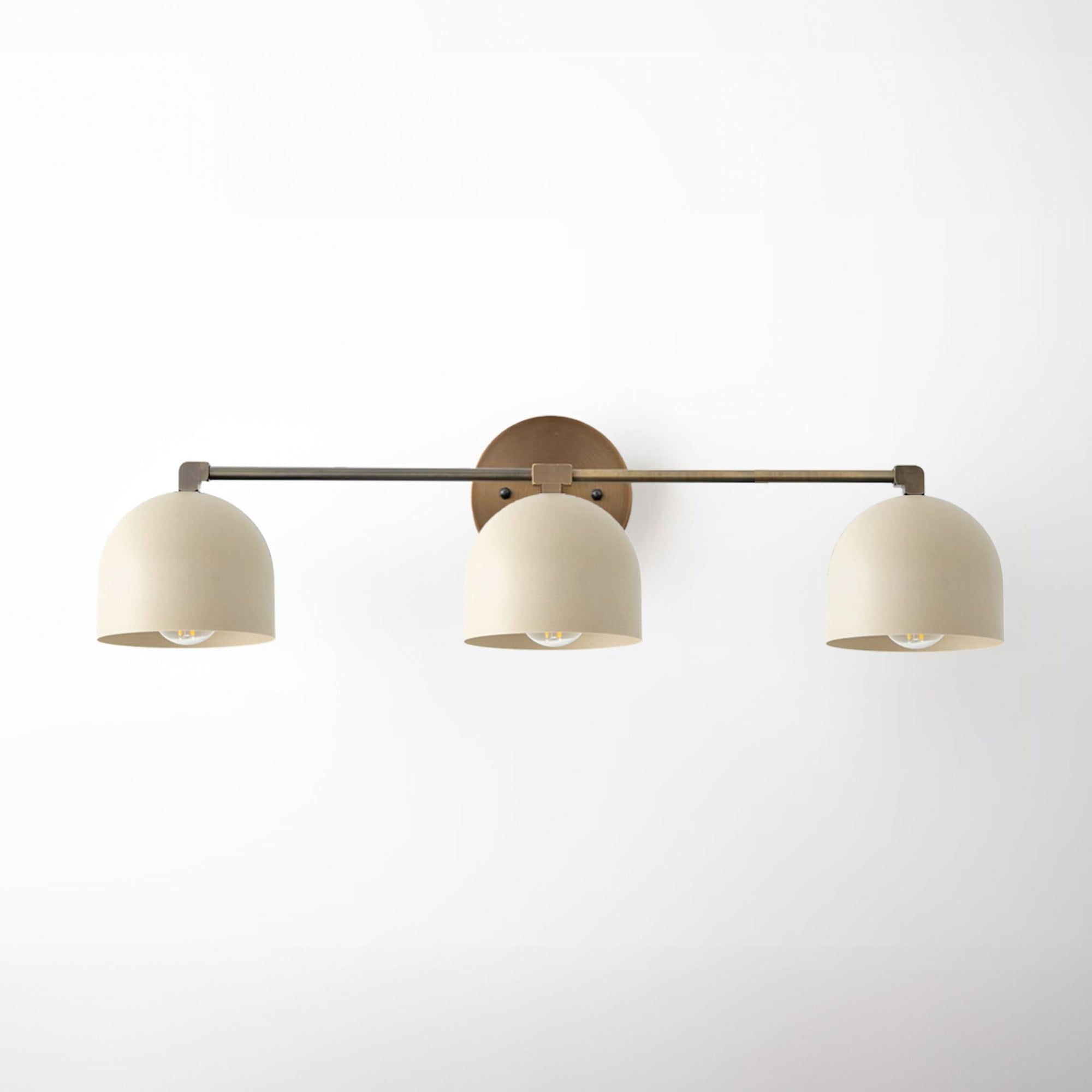 VANITY LIGHT MODEL NO. 7565