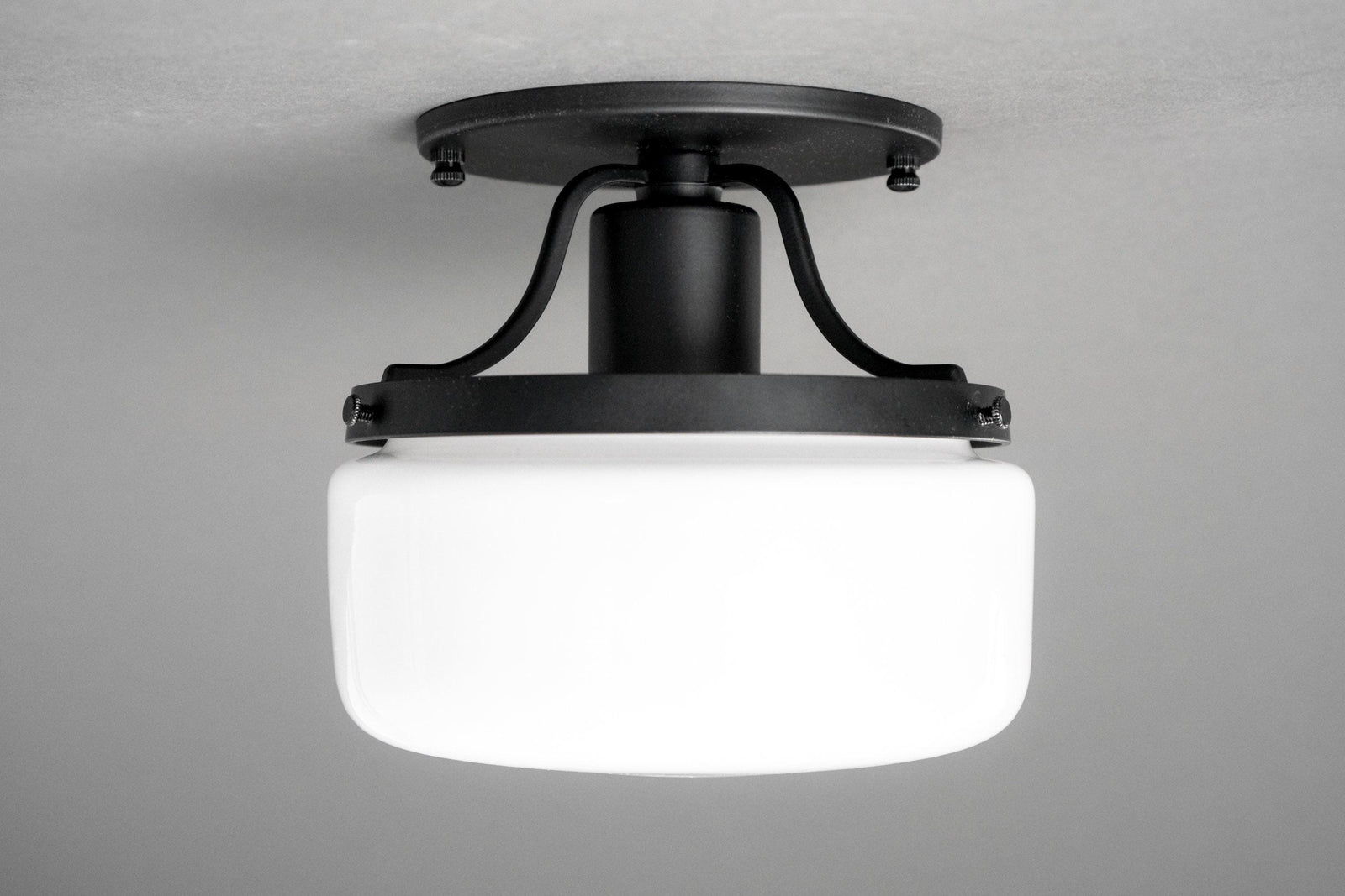CEILING LIGHT MODEL NO. 2092