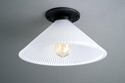 CEILING LIGHT MODEL NO. 7329