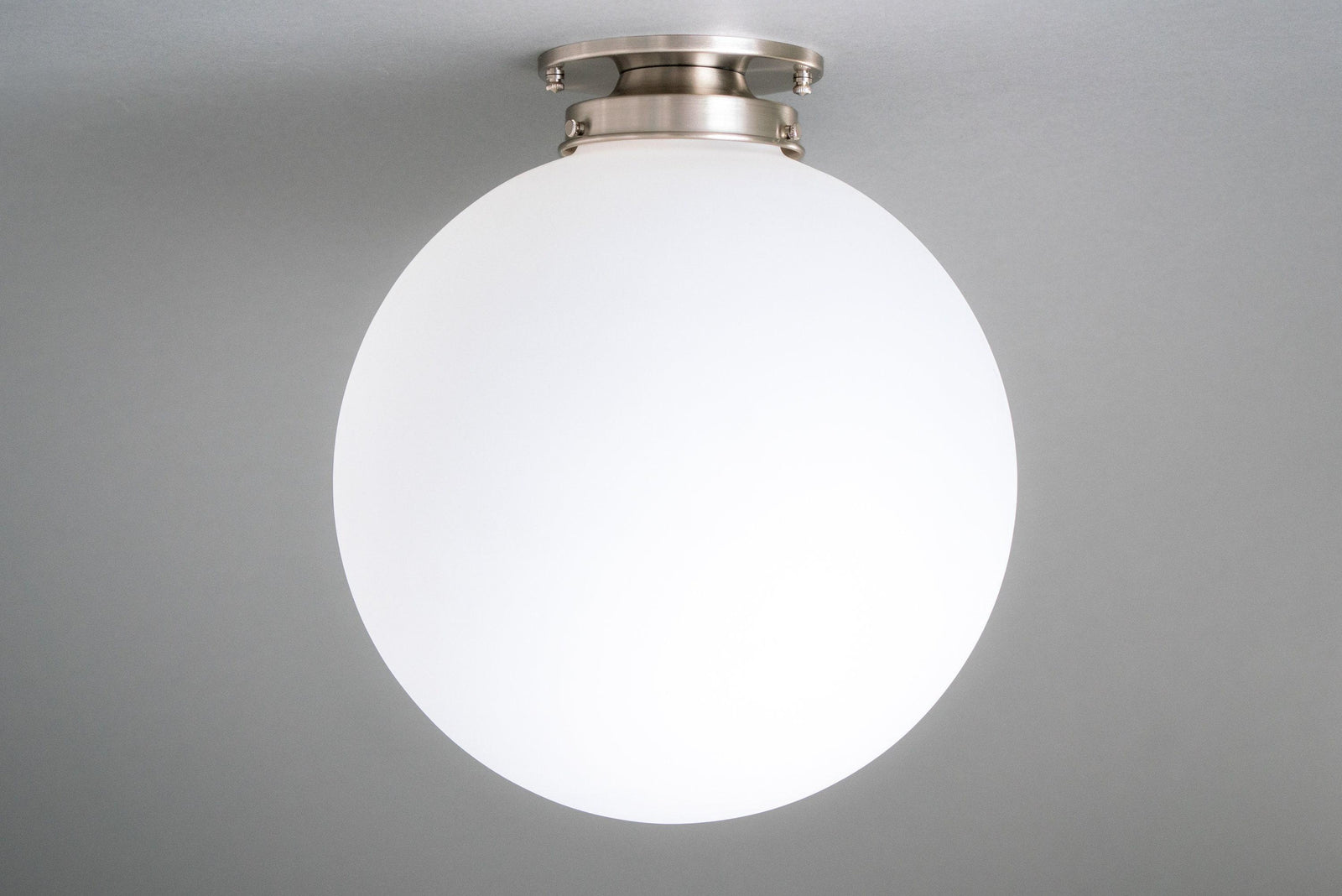 CEILING LIGHT MODEL NO. 9017