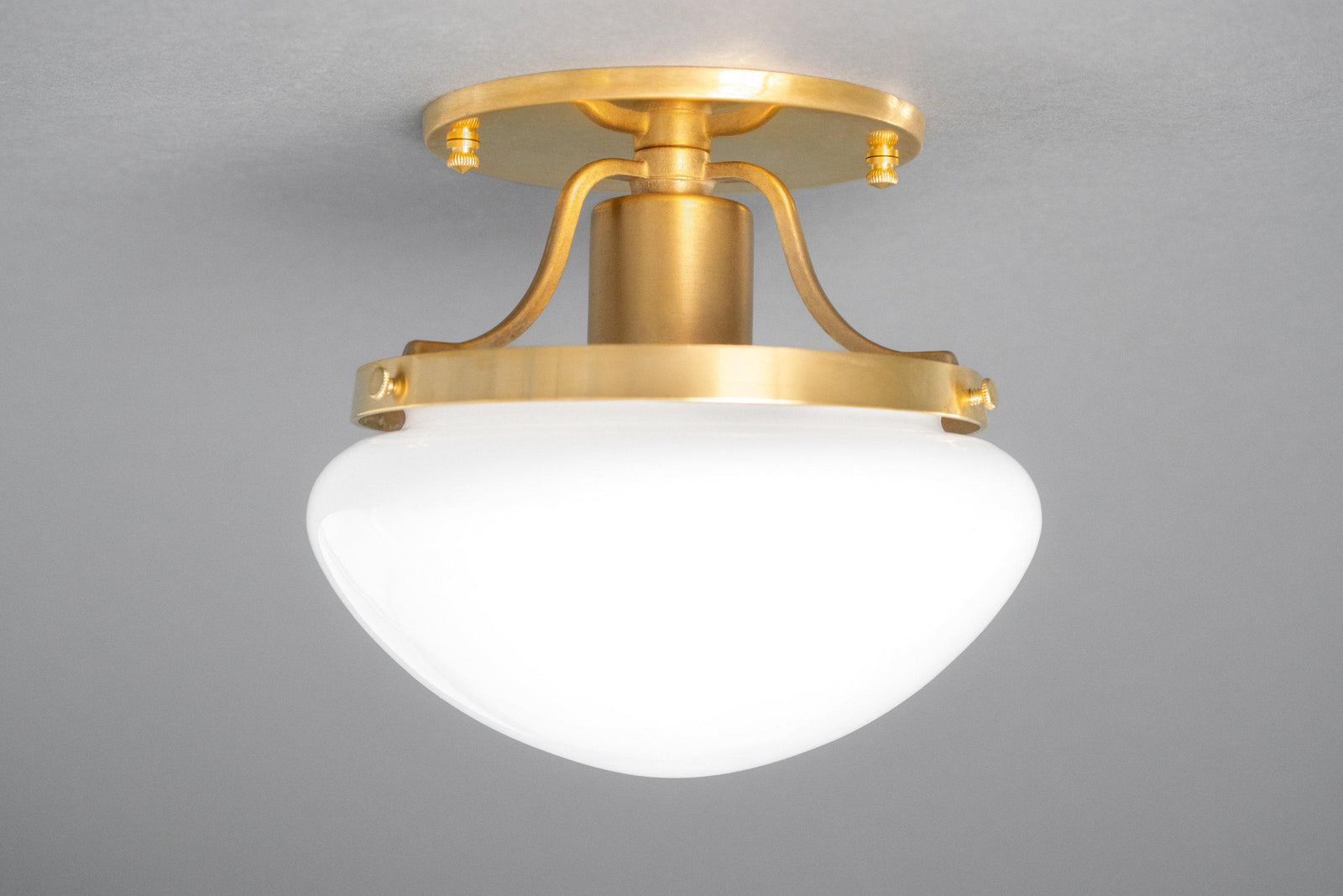 CEILING LIGHT MODEL NO. 6277