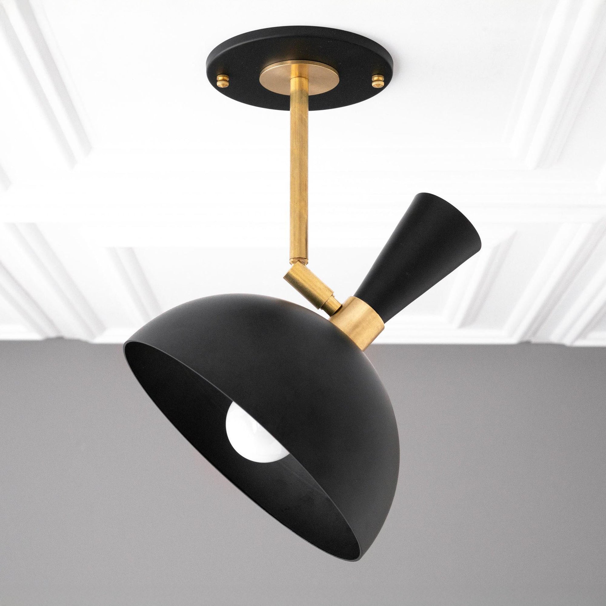 CEILING LIGHT MODEL No. 7307